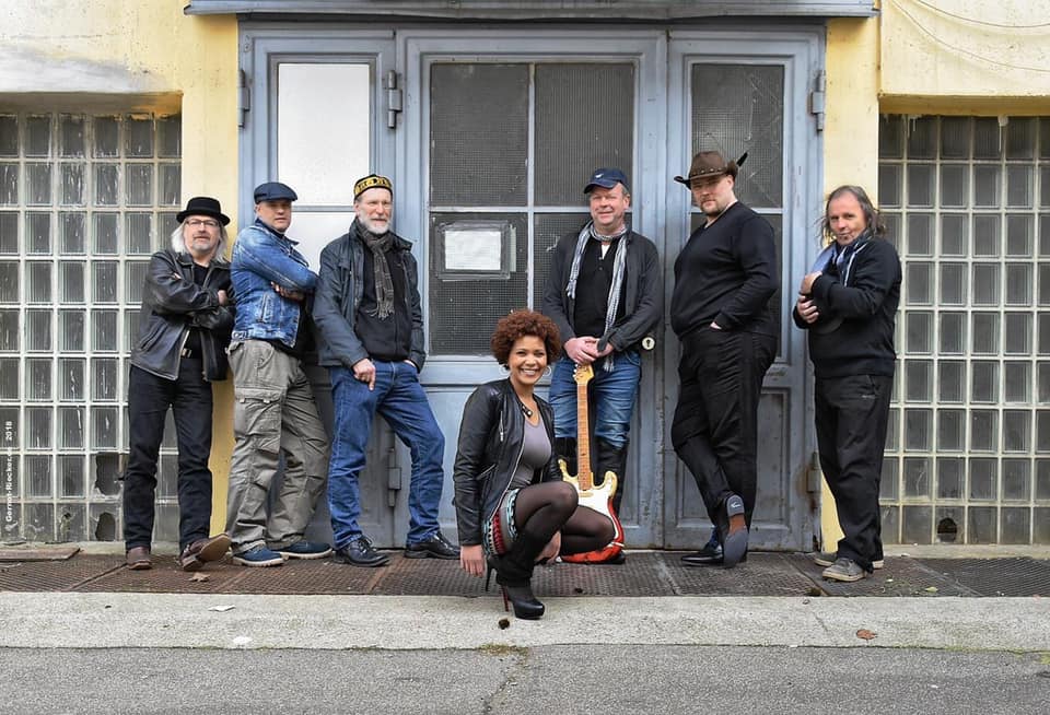 cassandra and the boyz